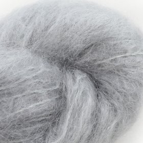 Photo of 'Fluffy Mohair' yarn