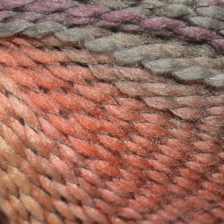 Photo of 'Maypole DK' yarn