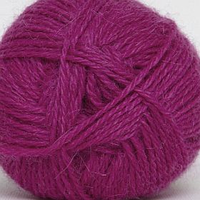 Photo of 'Hjerte Alpaca' yarn