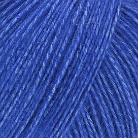 Photo of 'Puno Luce' yarn