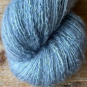 Photo of 'Plume' yarn