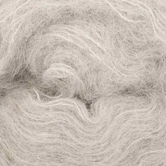 Photo of 'Essentials Alpaca Loves Silk' yarn