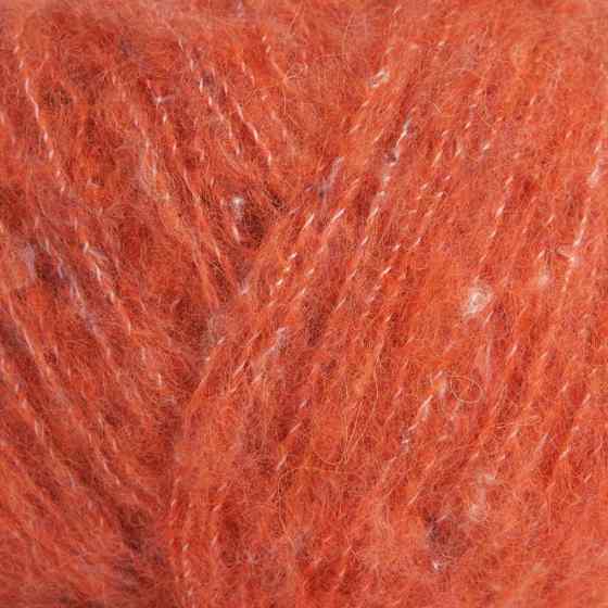 Photo of 'Fine Tweed Haze' yarn