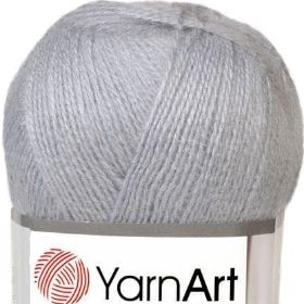 Photo of 'Angora Star' yarn